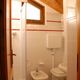 Salle de bain de l'appartement Il Rododendro à Cogne